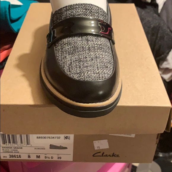 clarks ultra light shoes